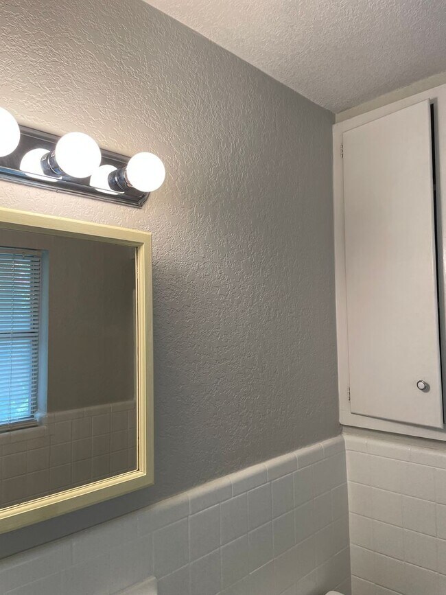Building Photo - Available Now! Limit of 2 pets. Charming 3...