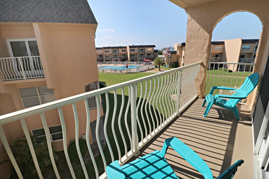 Building Photo - 5930 A1A S