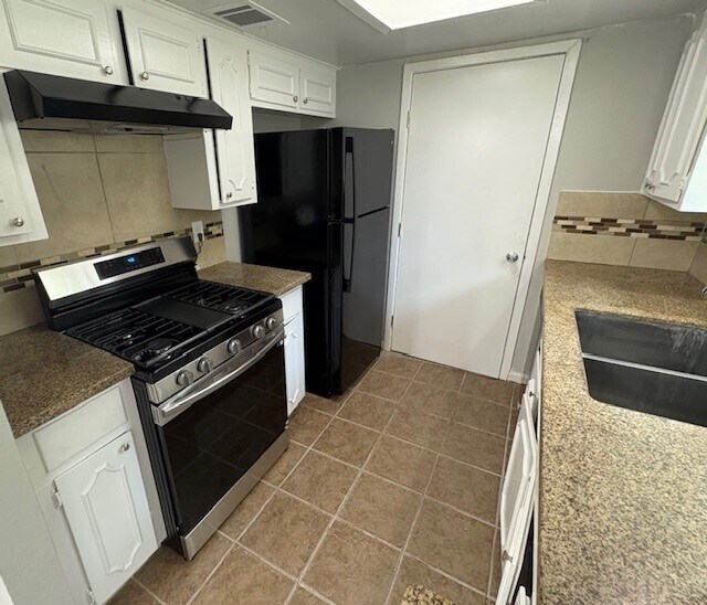 Building Photo - 12127 Rhinebeck Dr