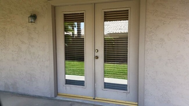 Building Photo - 3-bedroom at Val Vista & Guadalupe in Gilbert