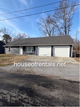 Building Photo - 501 Center St