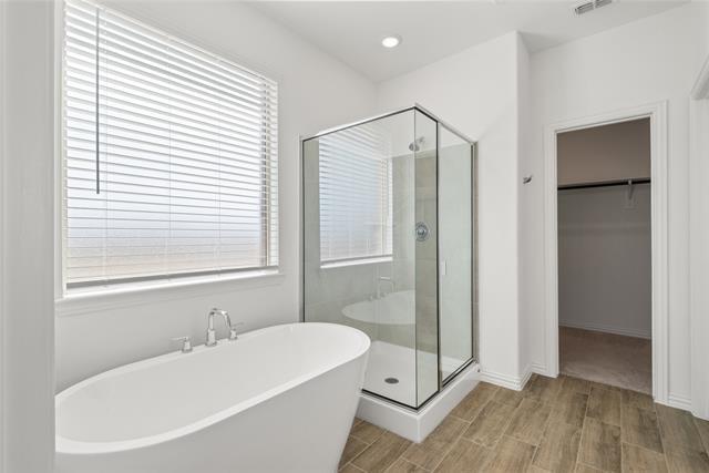 Building Photo - 5135 Bancroft Dr