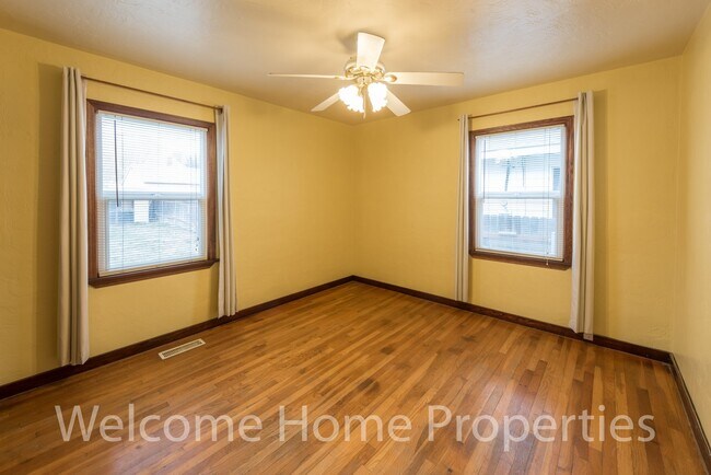 Building Photo - Comfortable Home in Residential Walla Walla