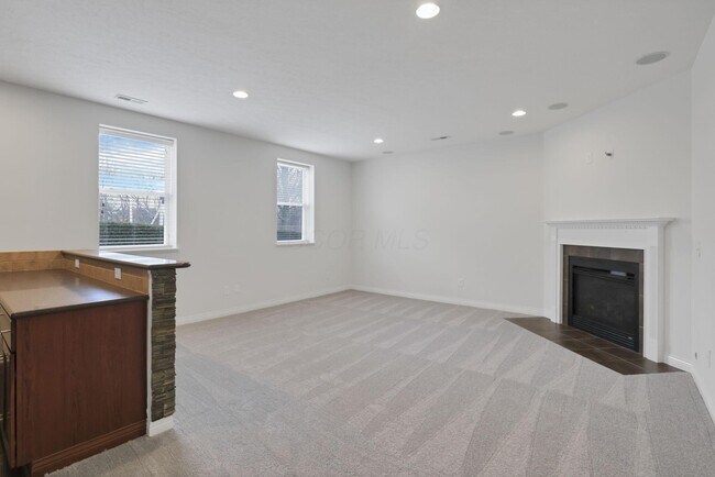 Building Photo - 7090 Dean Farm Rd