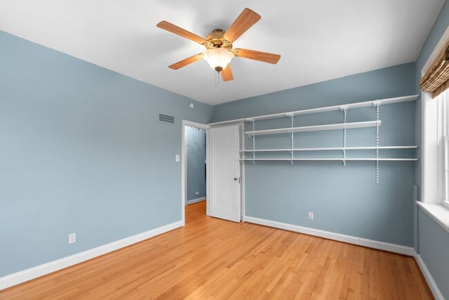 Building Photo - 7710 Brookline Terrace