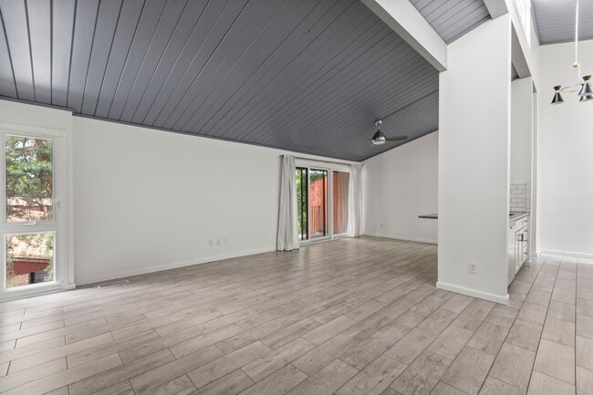 Building Photo - 1815 Independence Blvd