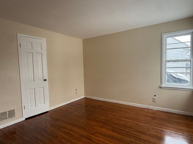 Building Photo - CALL TODAY TO RENT YOUR HOME SWEET HOME !!!