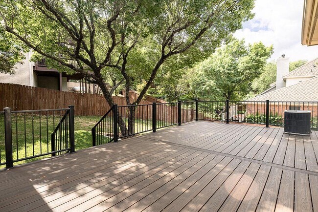 Building Photo - 2906 Mill Reef Cove