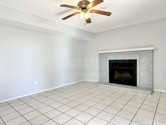 Building Photo - 3465 Kirkwood Dr