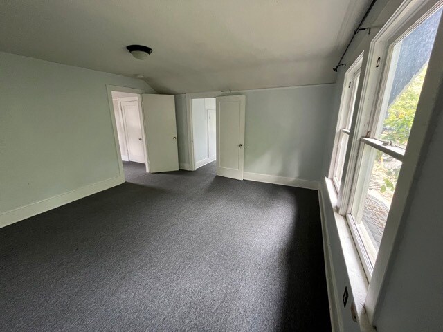 Building Photo - 2536 SE 38th Ave