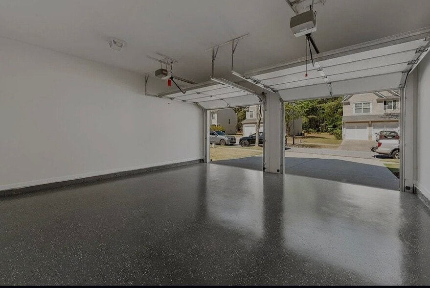 Building Photo - 2734 Winslow Ridge Dr NE