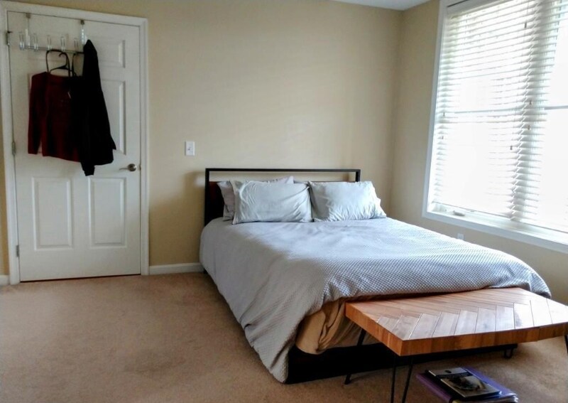 Building Photo - 115 Alma Mater Dr