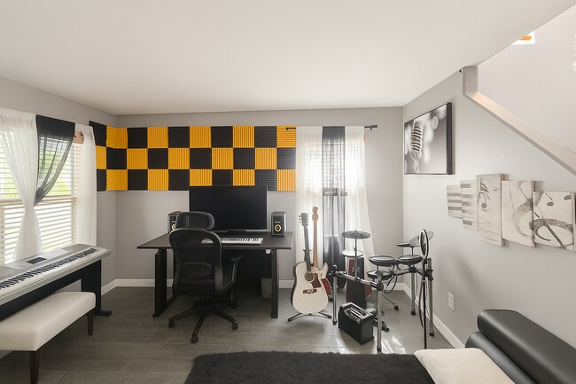 Building Photo - 40339 Pantano Rd