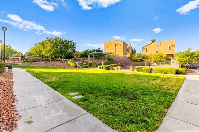 Building Photo - 10525 Shiny Skies Dr
