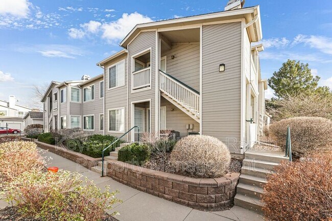 Building Photo - 8381 Pebble Creek Way