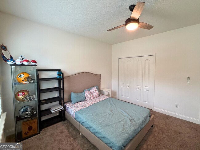 Building Photo - 208 Boatsman Way