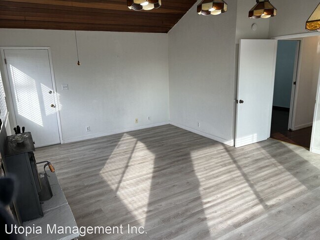 Building Photo - 3 br, 2 bath House - 1229 Maple Ave