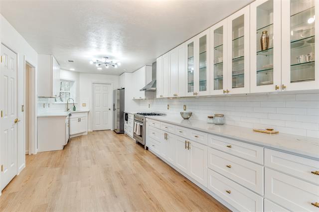 Building Photo - 9130 Valley Chapel Ln