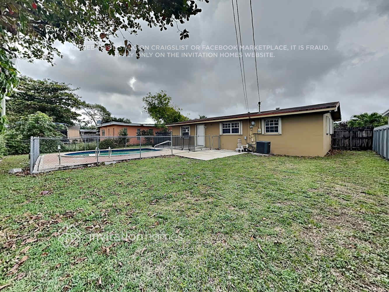 Building Photo - 2712 Alcazar Dr