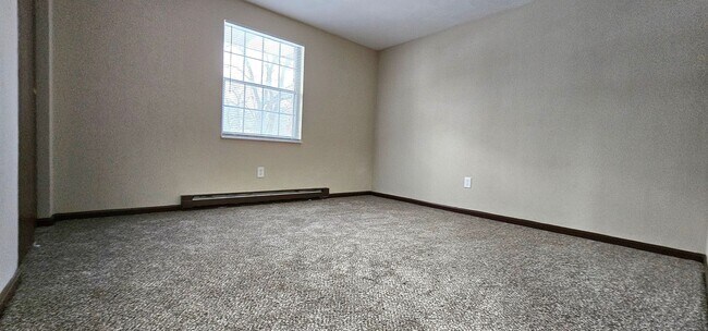 Building Photo - ONE MONTH FREE! Ask us how! Peaceful West Milton Apartment Living with Washer/Dryer hookups! – Sc...