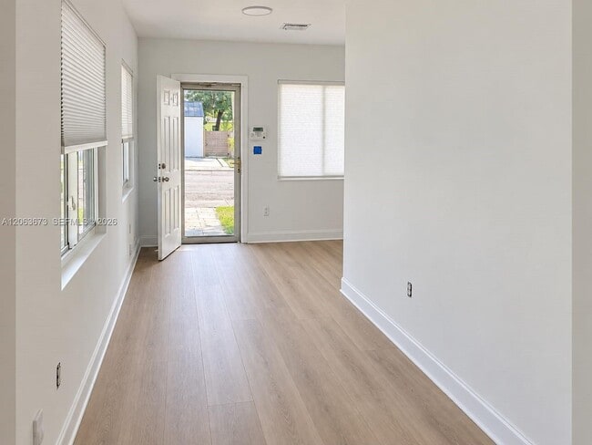 Building Photo - 135 NW 68th St