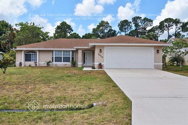 Building Photo - 1070 SW Aurelia Ave