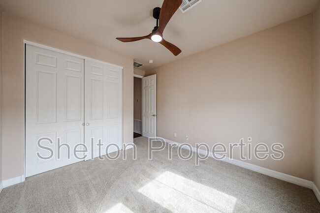 Building Photo - 3779 N Denny Way