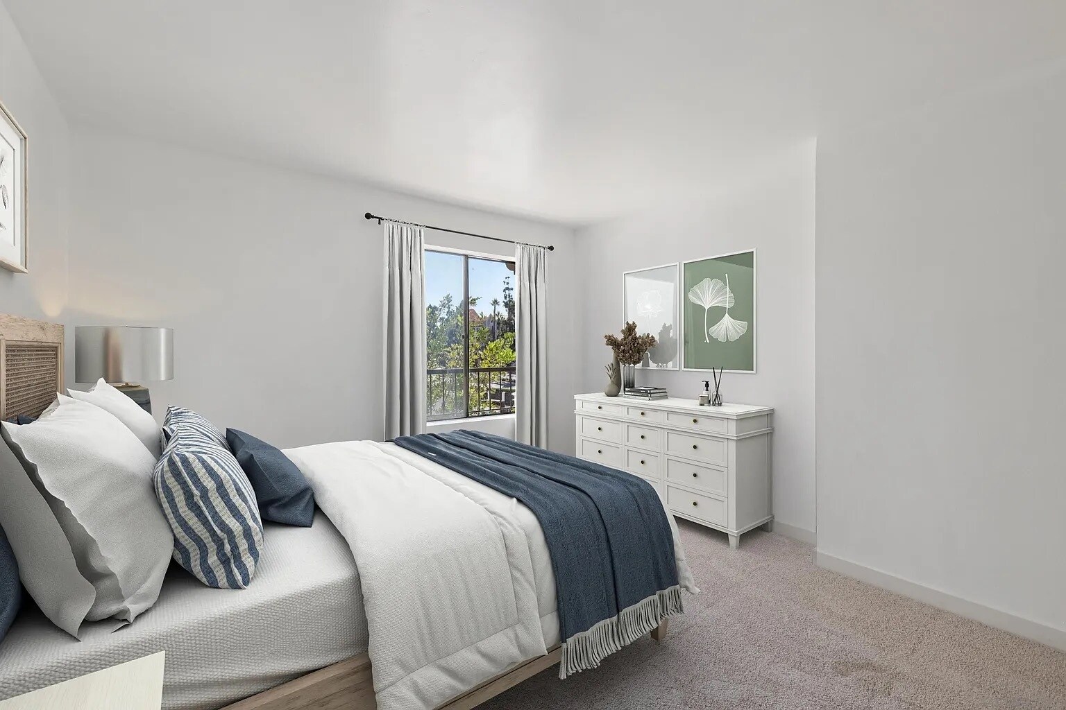 Building Photo - 3525 Lebon Dr