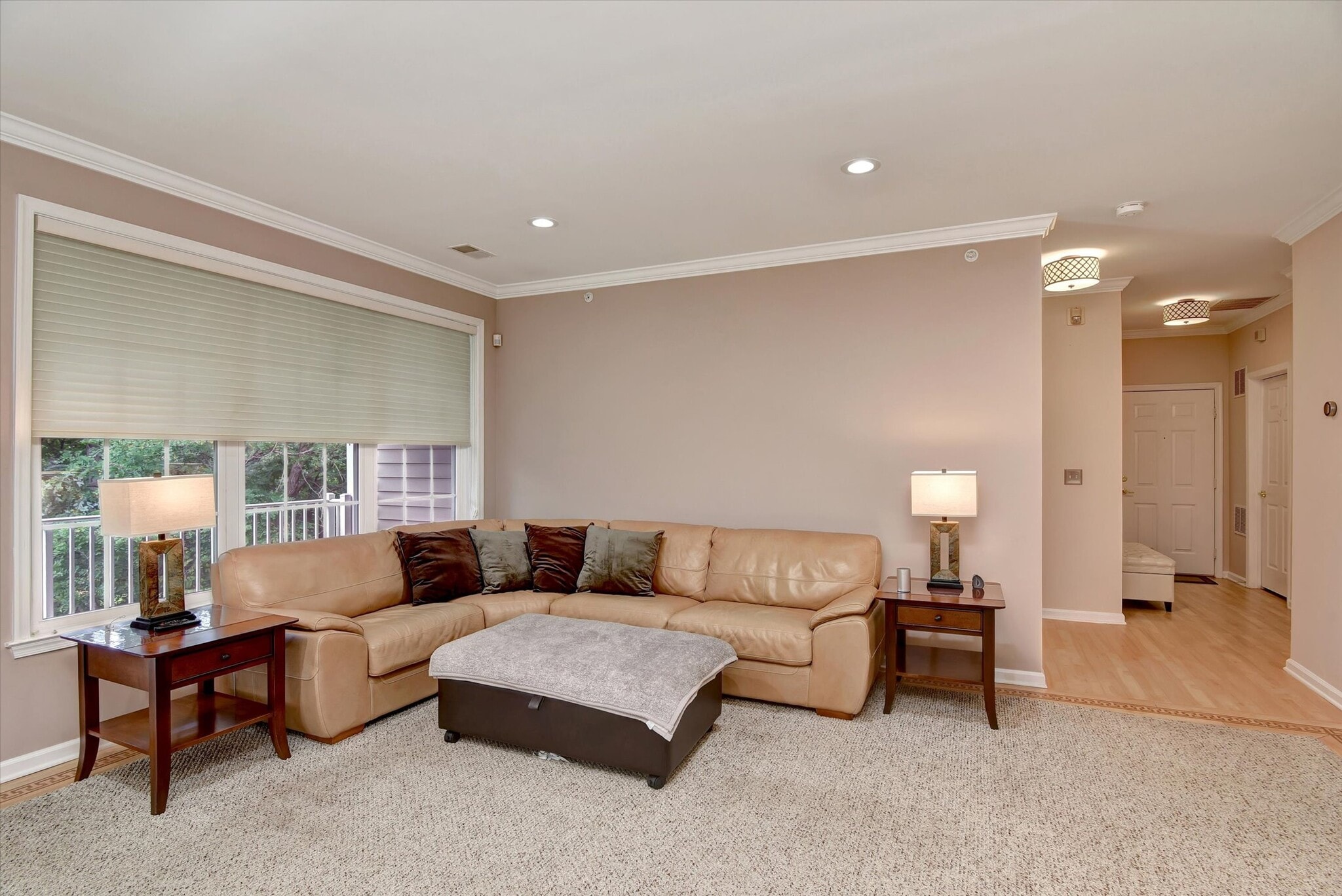 Building Photo - 594 Saint Andrews Pl