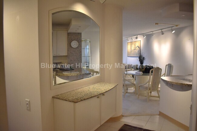 Building Photo - Craigside Furnished 2/2/2 (Nuuanu Area)