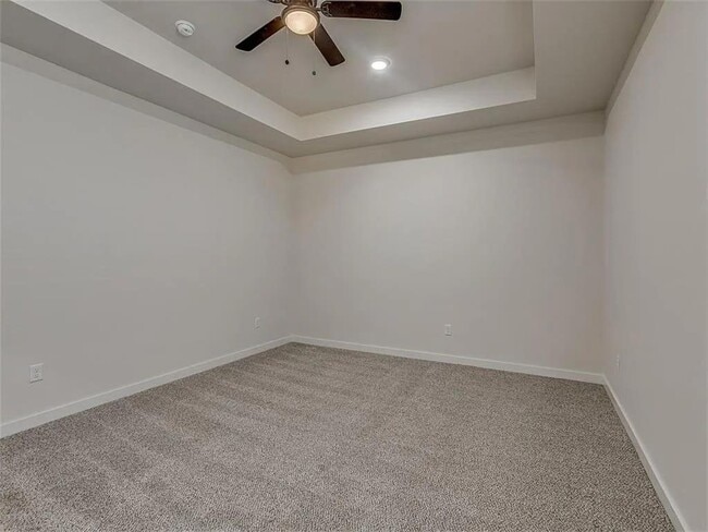 Building Photo - 8305 NW 163rd Ter