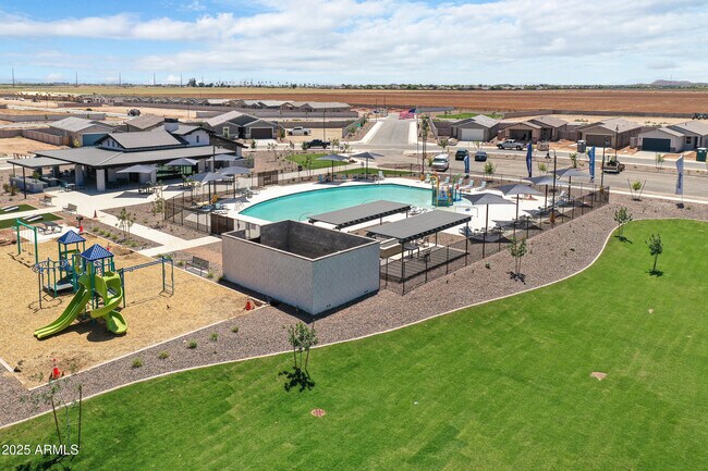 Building Photo - 30450 Sage St