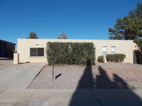 Building Photo - 861 Catalina Dr