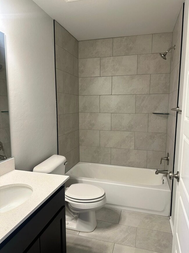 Building Photo - FIRST MONTH FREE!