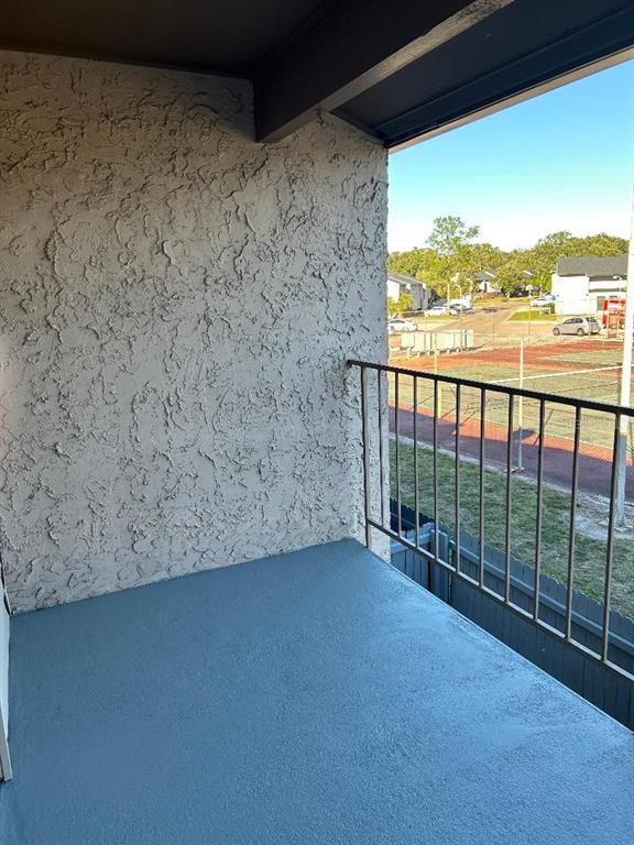 Building Photo - 4031 Henley Rd