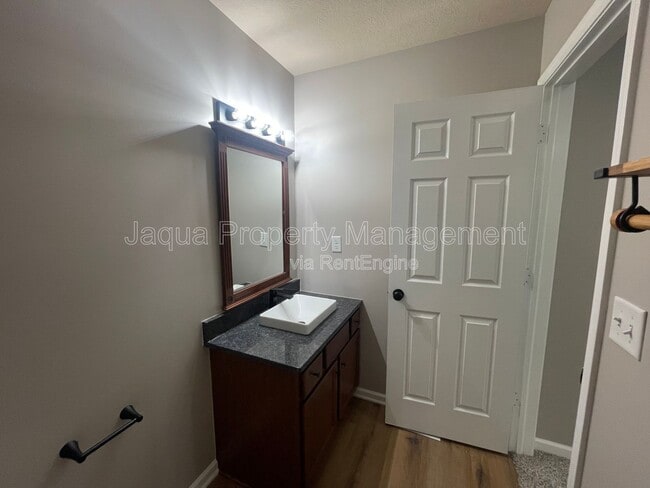 Building Photo - 24537 Brownstone Blvd