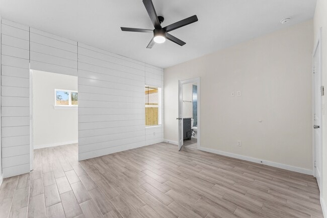 Building Photo - 846 Omeara