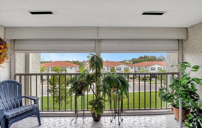 Building Photo - 4070 Tivoli Ct