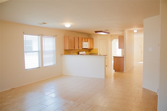 Building Photo - 10402 Kinsdale Crossing Ln
