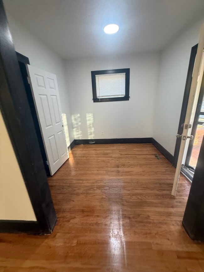 Building Photo - 21678 Bennett St