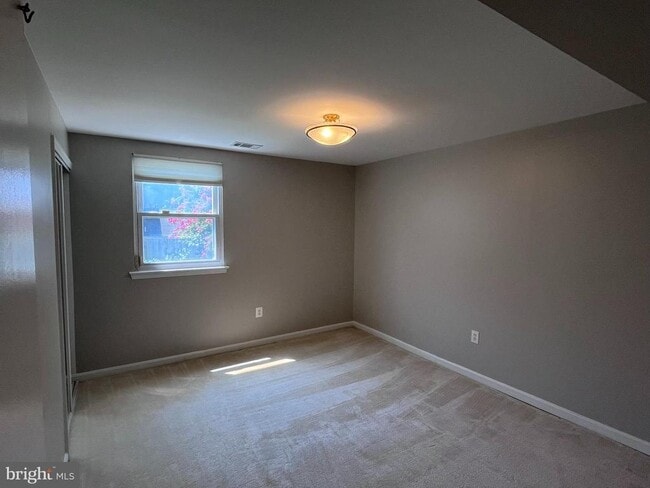 Building Photo - 6516 Cape Ct