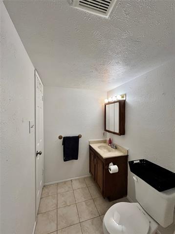 Building Photo - 7127 Winterberry Dr