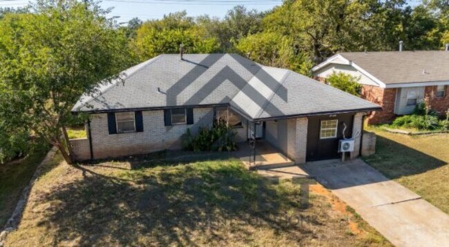 Building Photo - 4 Bedroom Available for Lease & Rent to Own!