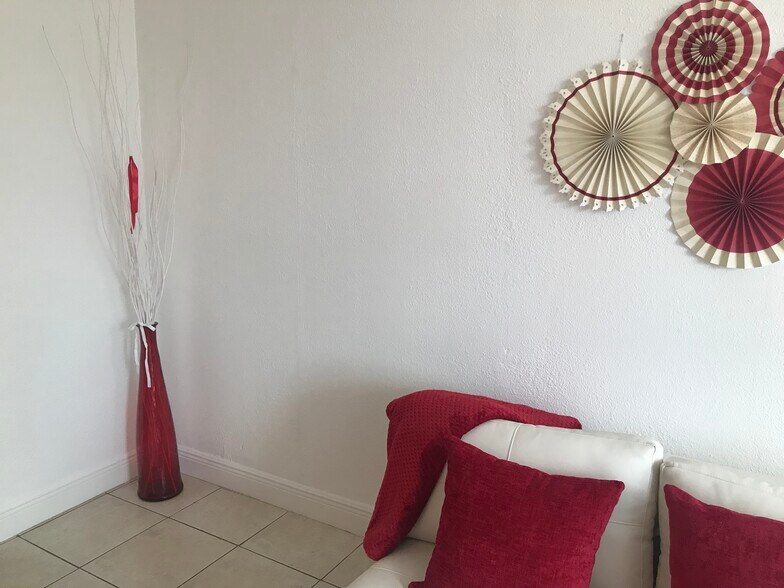 Building Photo - 4040 Galt Ocean Dr