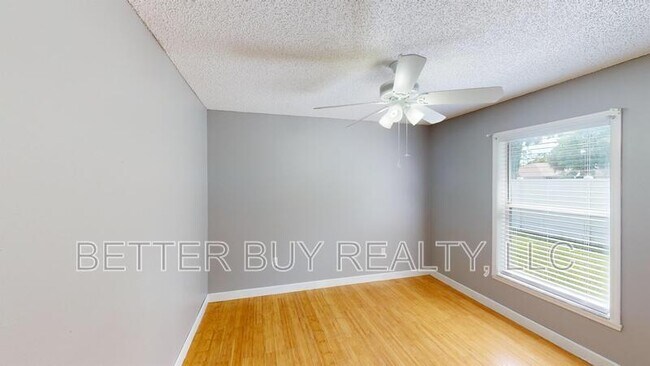 Building Photo - 21 Palermo Ln