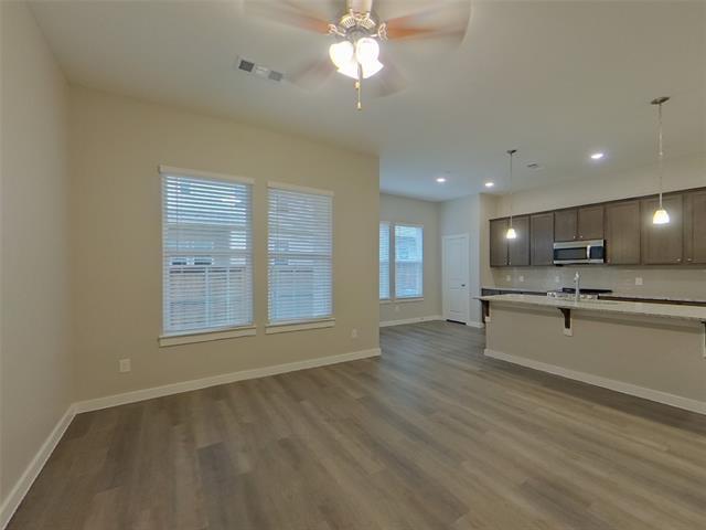 Building Photo - 3027 Whitetail Ln