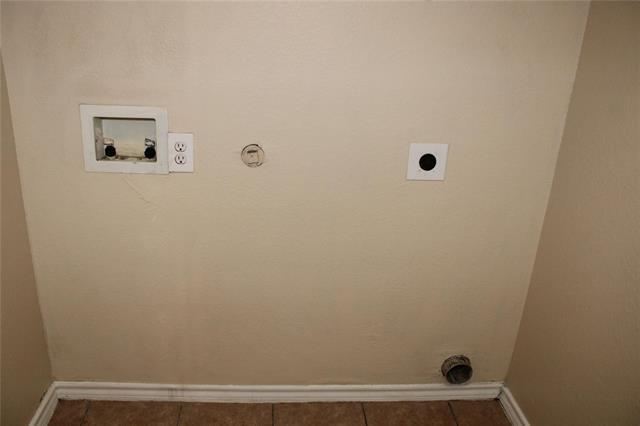 Building Photo - 1249 Redman Ave
