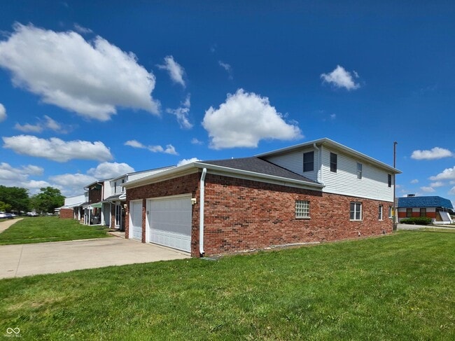 Building Photo - 3803 Biscayne Rd