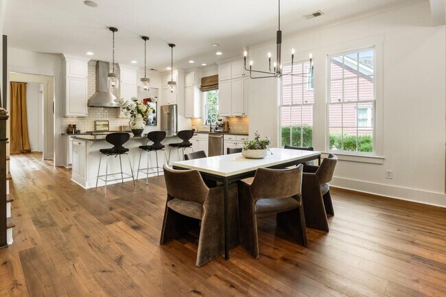 Building Photo - 7280 Samples Field Rd