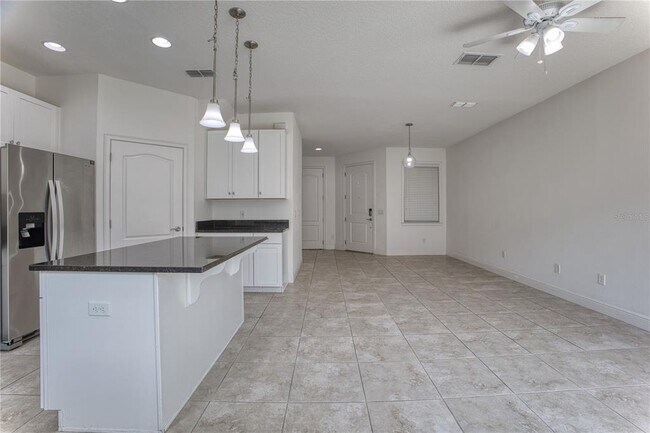 Building Photo - 14025 Millington St